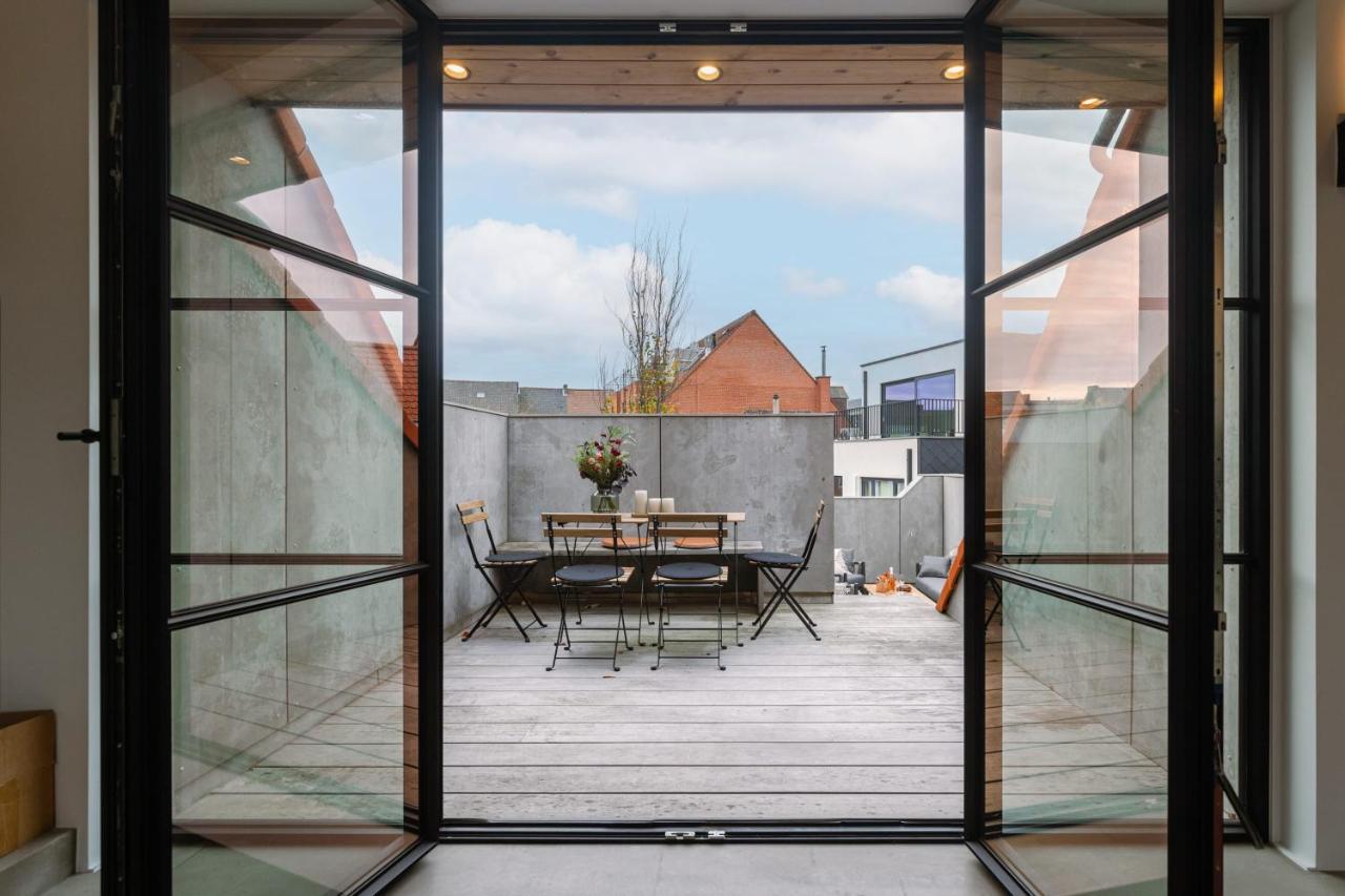 Beautiful Luxurious Mansion With Several Terraces Kortrijk Exterior photo